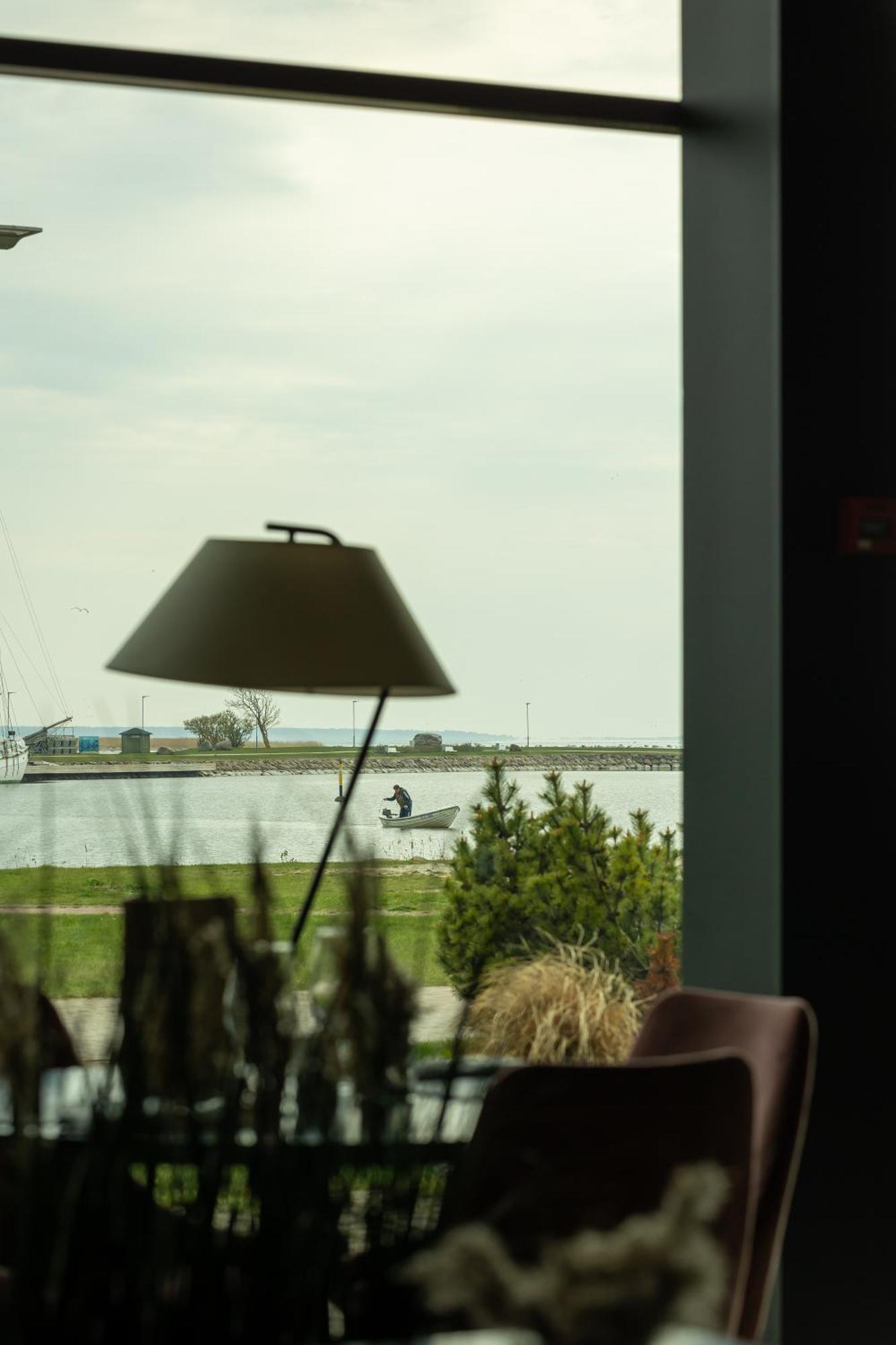 Ö Seaside Suites Kuressaare Exterior foto
